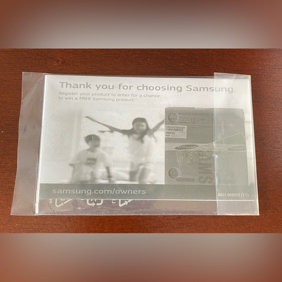 Samsung HMX-F90 HD Camcorder - Picture 13 of 16